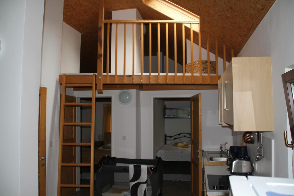 Kallista 1 San-Giuliano Room photo